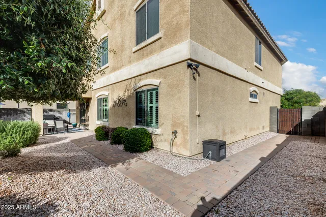 $560,000 | 12163 West Locust Lane, Avondale, AZ 85323