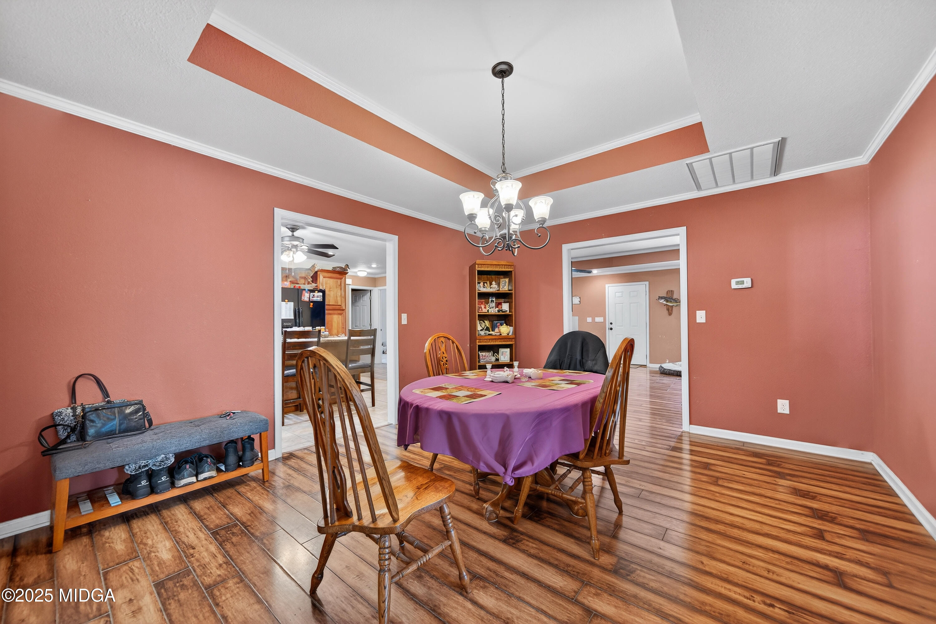 1866 McLendon Road Dublin, GA 31021 - Photo 24 of 48 a dining room with furniture and window
