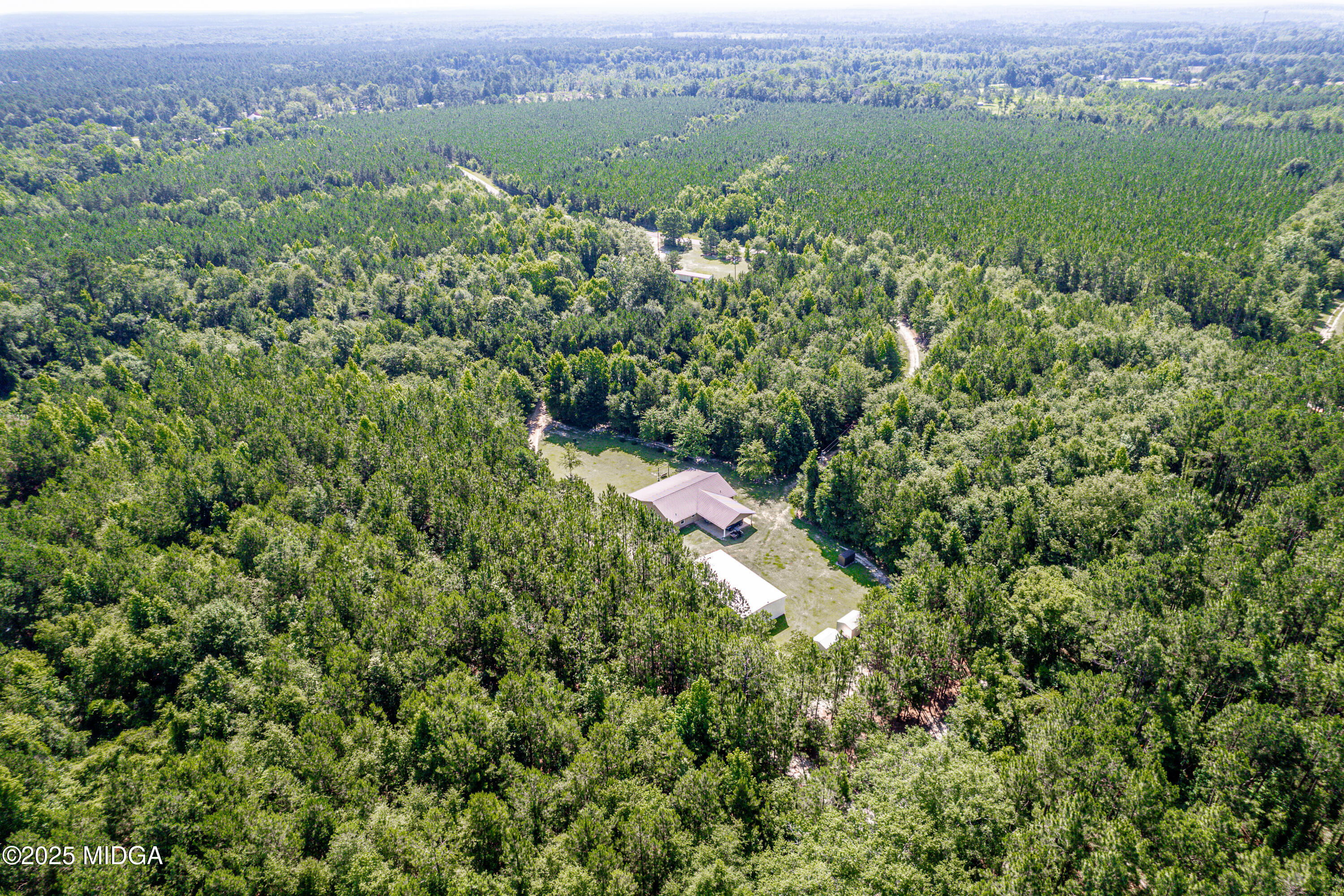 1866 McLendon Road Dublin, GA 31021 - Photo 38 of 48 an aerial view of a houses with a yard
