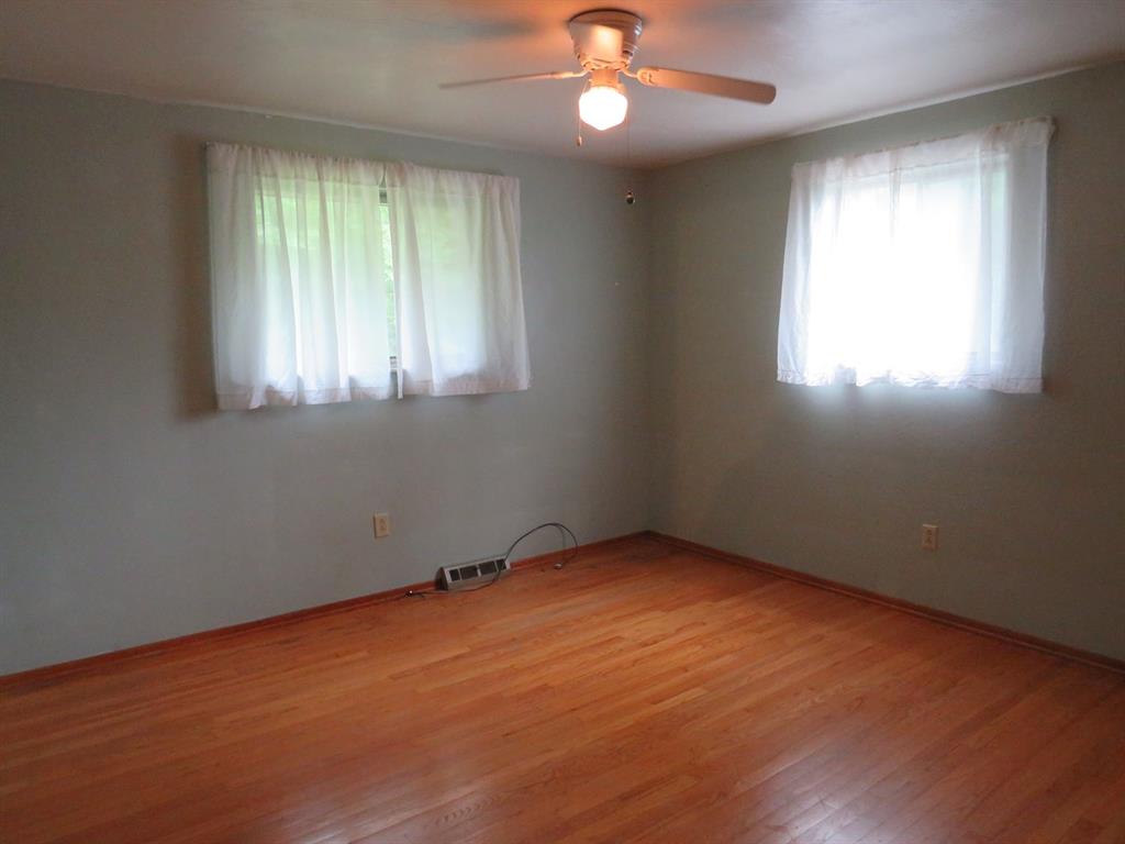 435 Hemphill Road Tarentum, PA 15084 - Photo 15 of 30