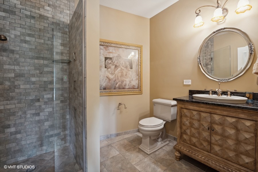 1900 Winnetka Road Northfield, IL 60093 - Photo 33 of 53
