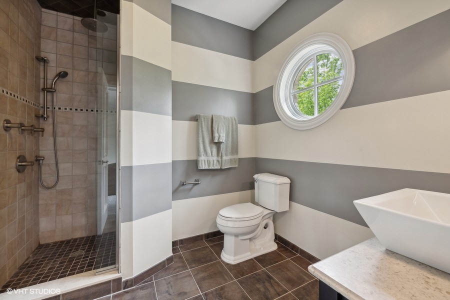 1900 Winnetka Road Northfield, IL 60093 - Photo 40 of 53