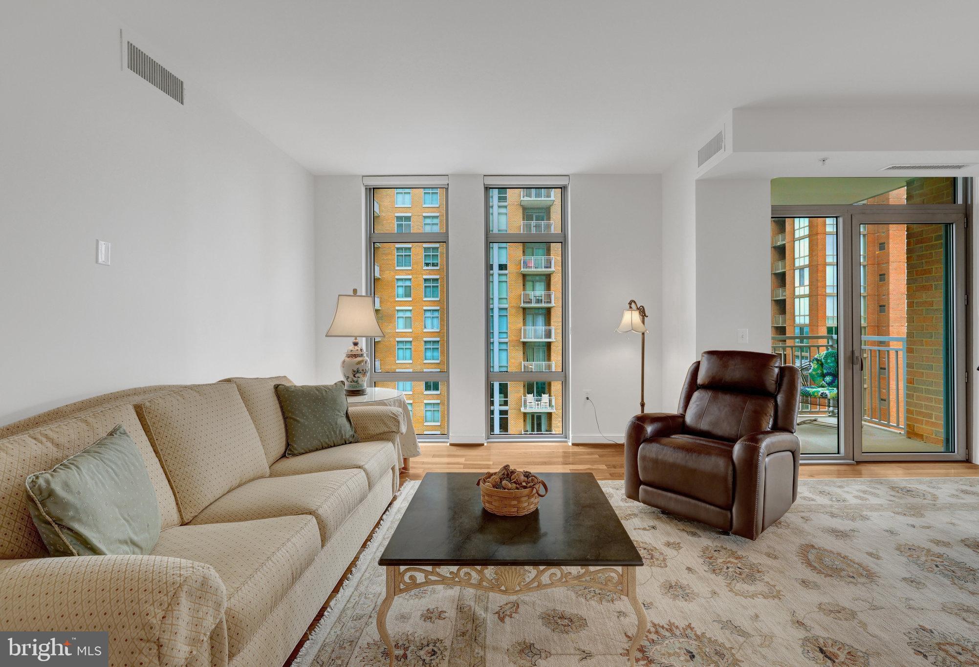 11990 Market Street, Unit 907 Reston, VA 20190 - Photo 4 of 92 Gallery Image 4