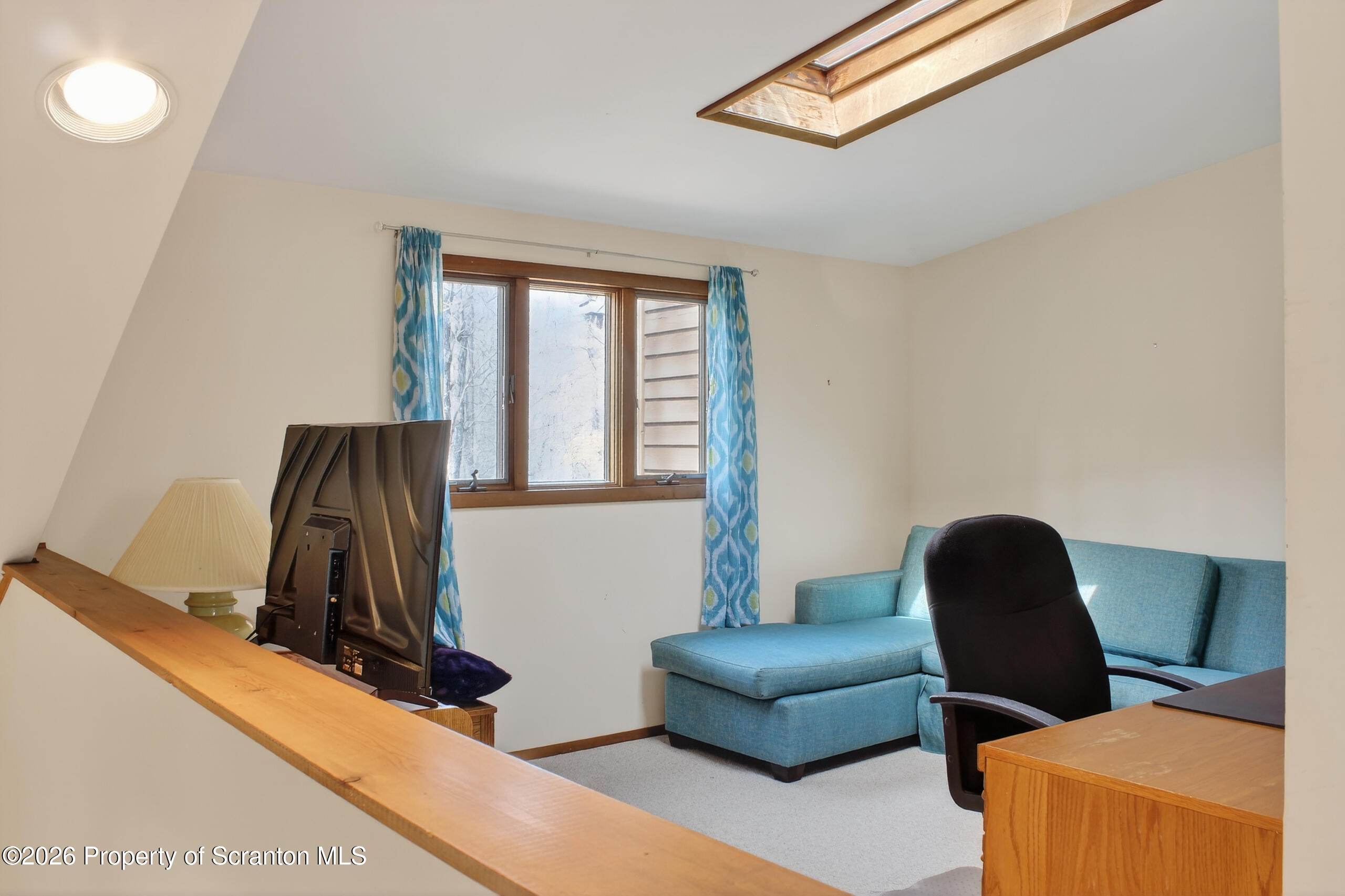 211 Falls Circle Bushkill, PA 18324 - Photo 19 of 28 IMG_4887