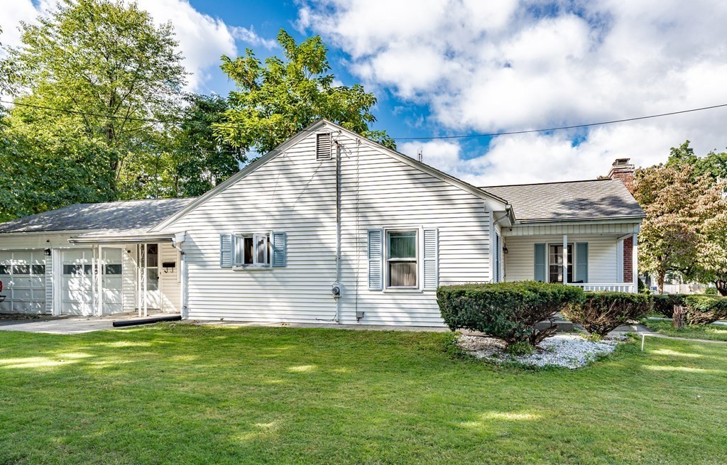 77 Clough Street Springfield, MA 01118 - Photo 23 of 24