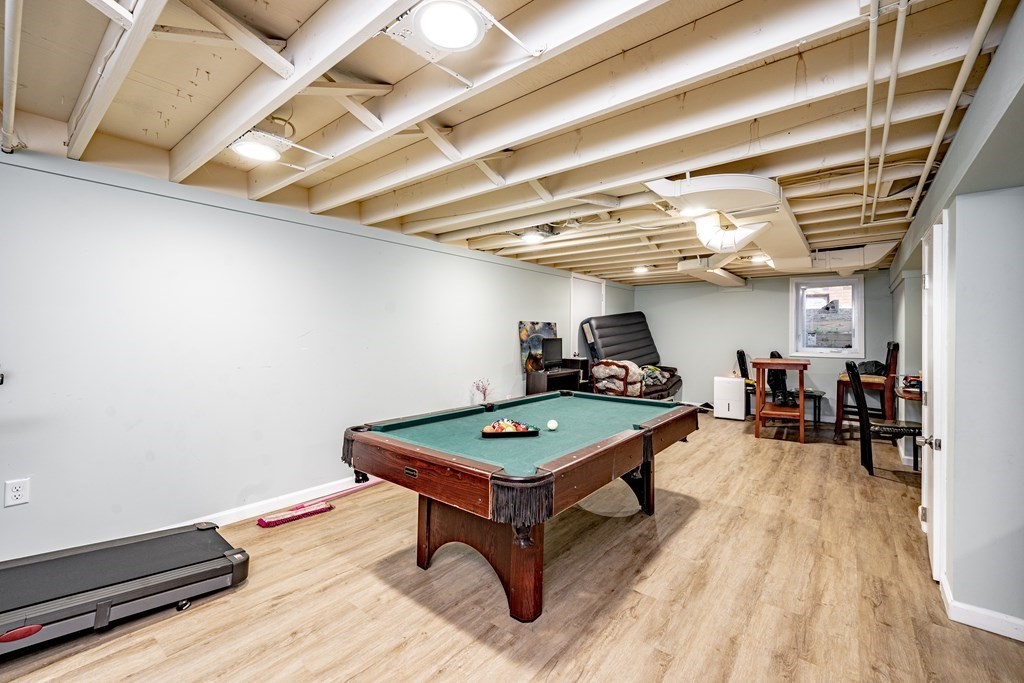 77 Clough Street Springfield, MA 01118 - Photo 10 of 24