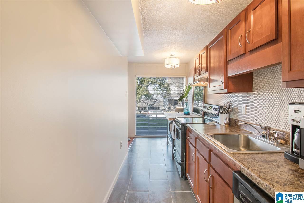 2990 Rhodes Circle South, Unit 110 Birmingham, AL 35205 - Photo 13 of 21
