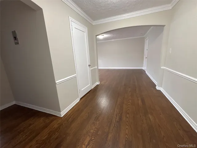 wooden floor in a empty room