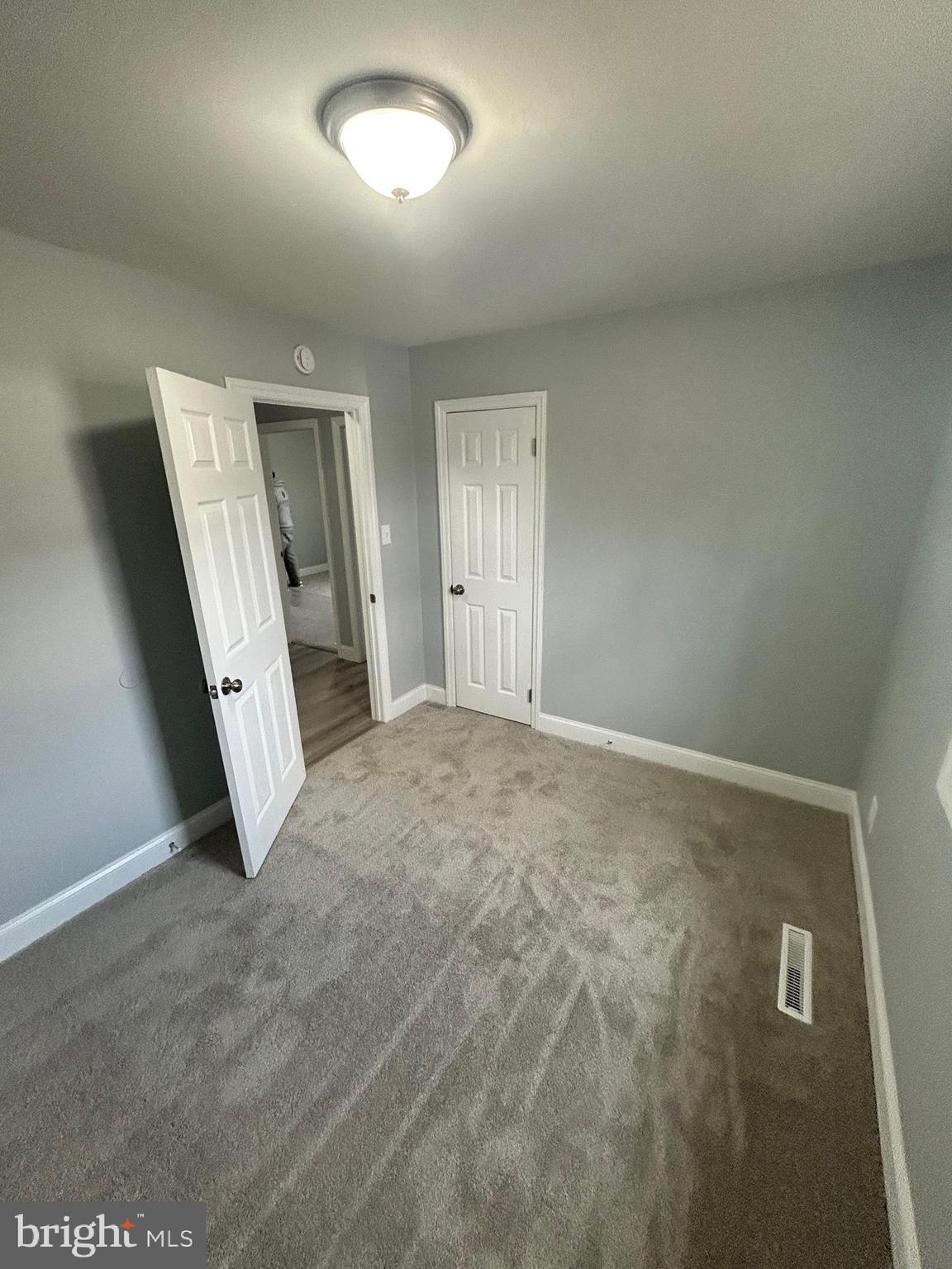 212 Sycamore Road Baltimore, MD 21226 - Photo 12 of 26