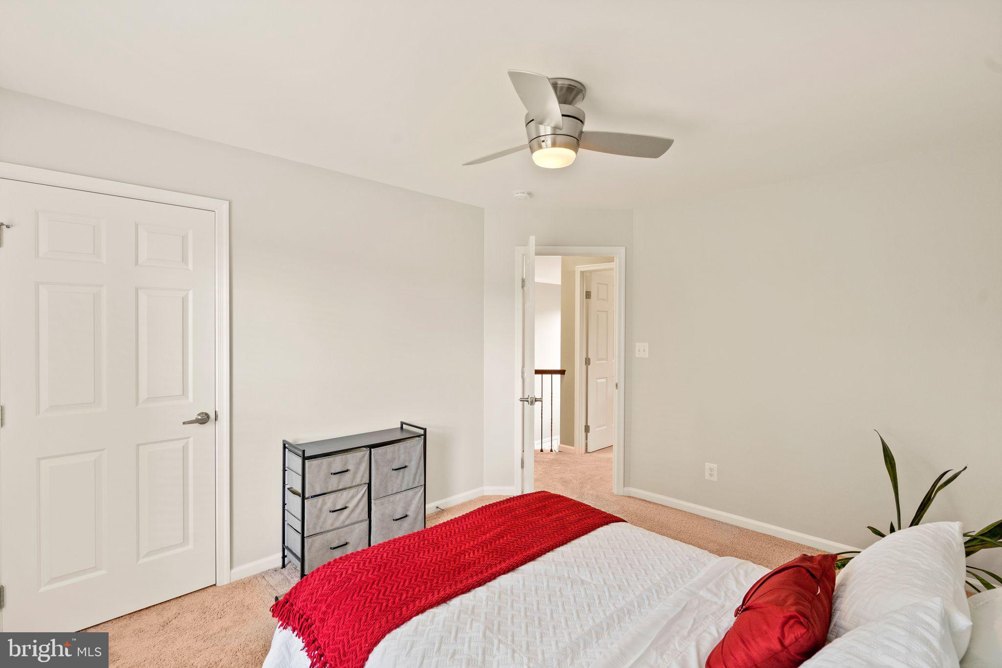 14488 Clubhouse Road Gainesville, VA 20155 - Photo 38 of 74 Gallery Image 38