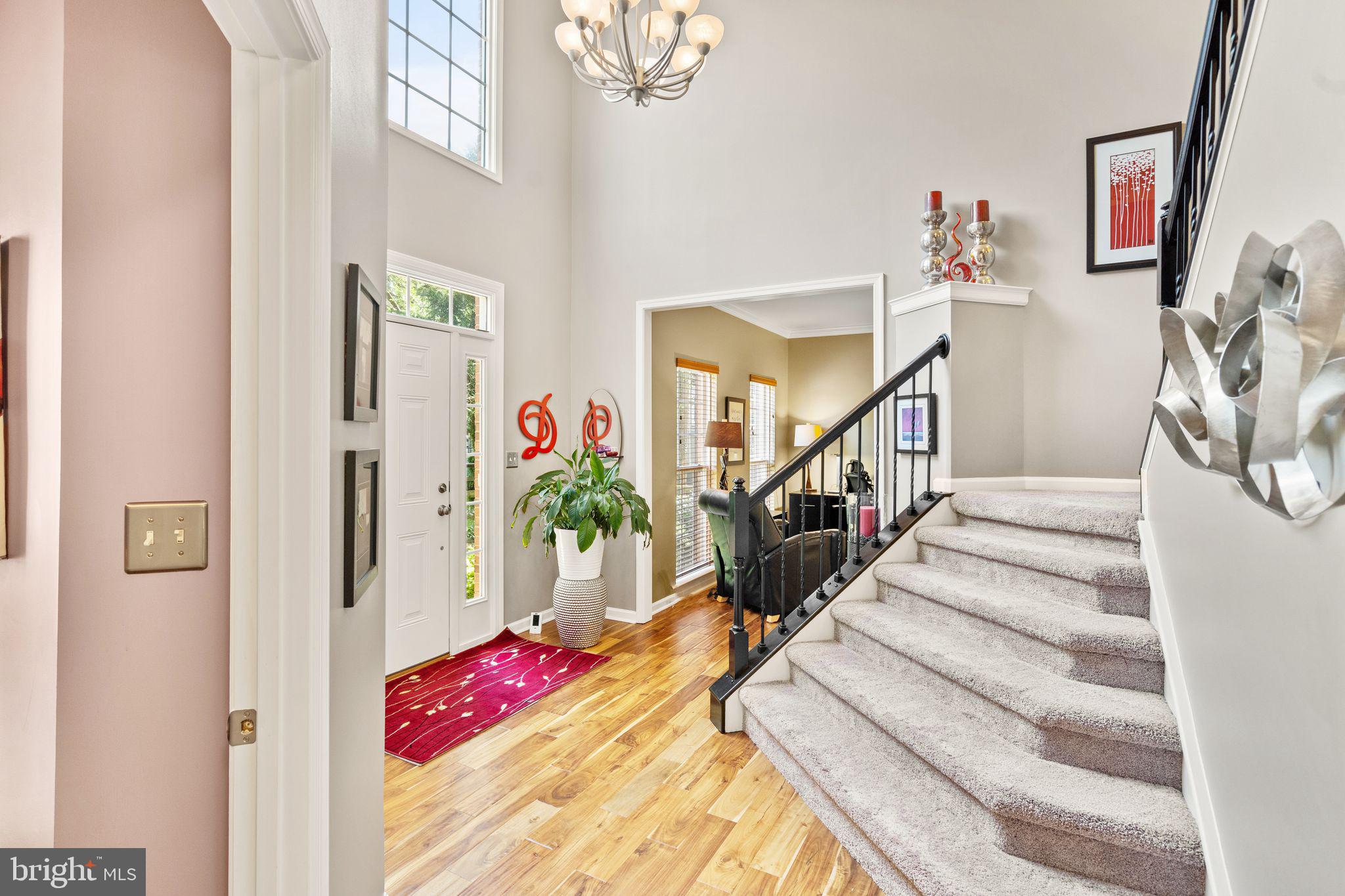 14488 Clubhouse Road Gainesville, VA 20155 - Photo 5 of 74 Gallery Image 5