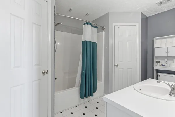 $359,900 | 2014 Gardendale Drive, Murfreesboro, TN 37130