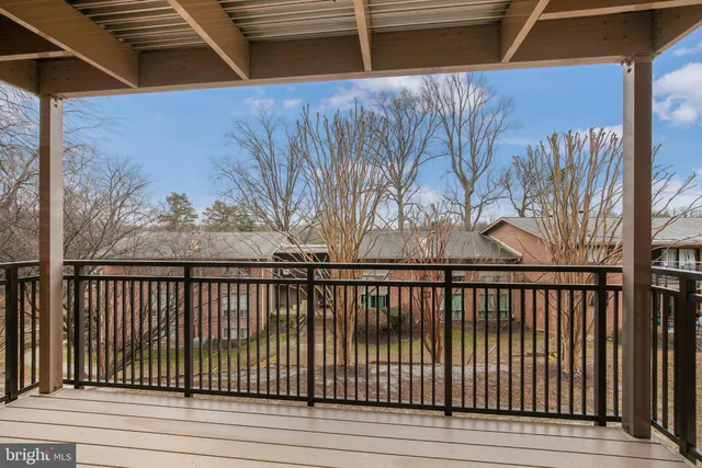 $295,000 | 7374 Route 29 Falls, Unit 74/102, Falls Church, VA 22046