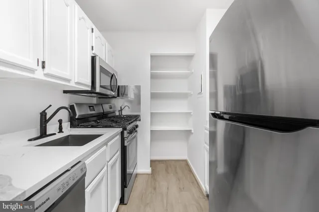 $295,000 | 7374 Route 29 Falls, Unit 74/102, Falls Church, VA 22046