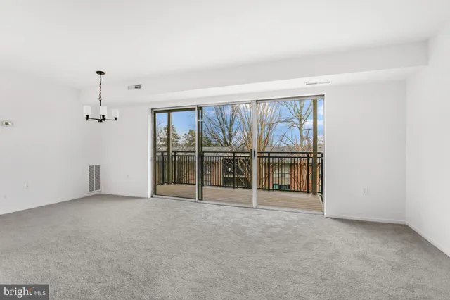 $295,000 | 7374 Route 29 Falls, Unit 74/102, Falls Church, VA 22046