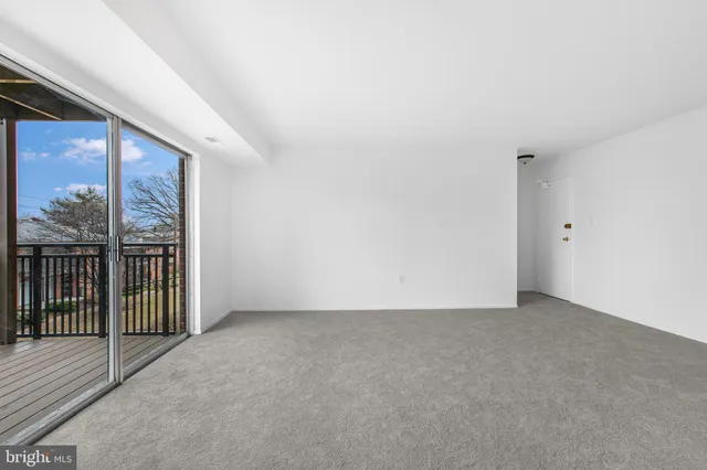 $295,000 | 7374 Route 29 Falls, Unit 74/102, Falls Church, VA 22046