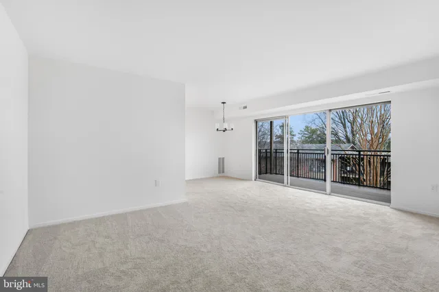 $295,000 | 7374 Route 29 Falls, Unit 74/102, Falls Church, VA 22046