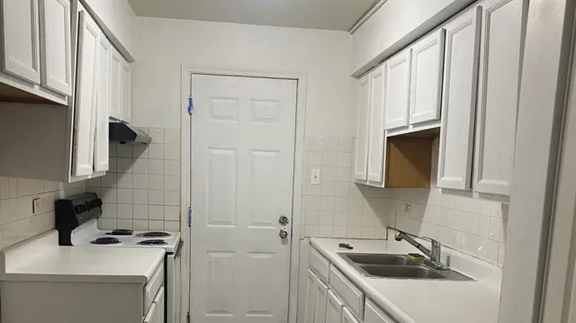 $45,000 | 13711 South Stewart Avenue, Unit A1E, Riverdale, IL 60827