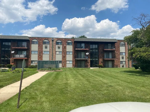 $45,000 | 13711 South Stewart Avenue, Unit A1E, Riverdale, IL 60827