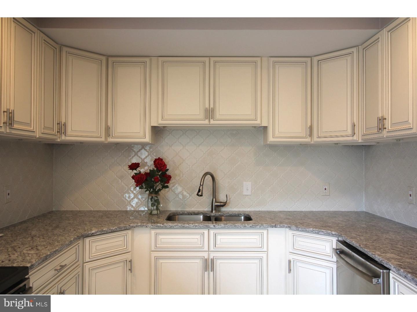 65 Canoebirch Road Levittown, PA 19057 - Photo 2 of 20 Gallery Image 2