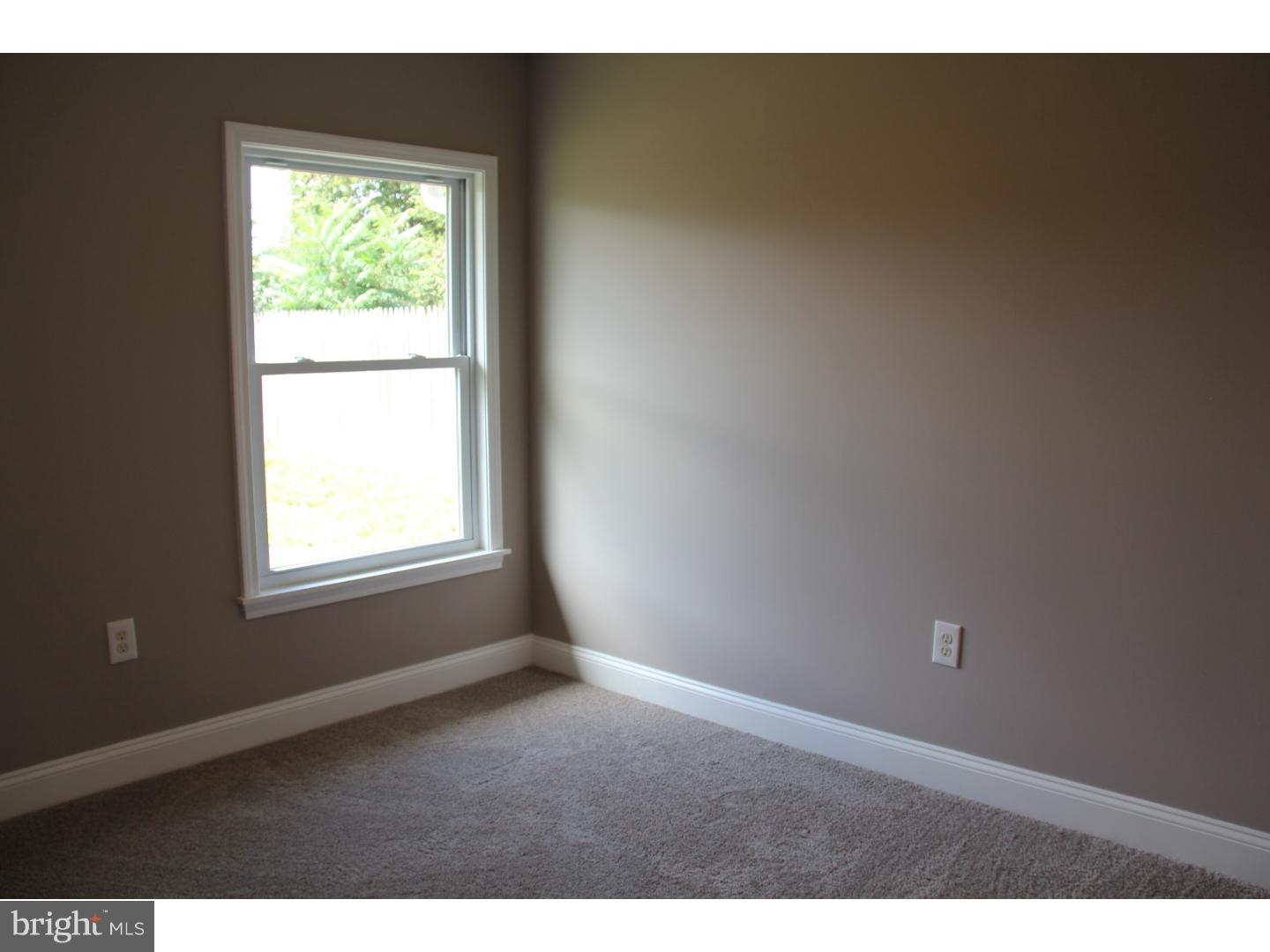 65 Canoebirch Road Levittown, PA 19057 - Photo 12 of 20 Gallery Image 12