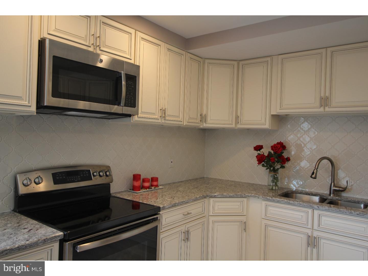65 Canoebirch Road Levittown, PA 19057 - Photo 3 of 20 Gallery Image 3
