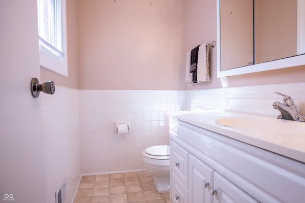 $320,000 | 380 North 700 West, Greenfield, IN 46140