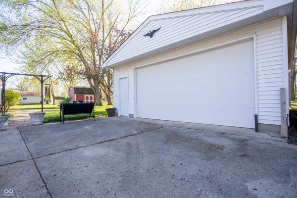 $320,000 | 380 North 700 West, Greenfield, IN 46140
