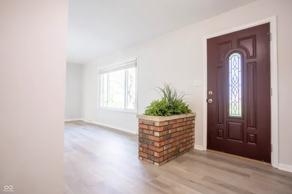 $320,000 | 380 North 700 West, Greenfield, IN 46140