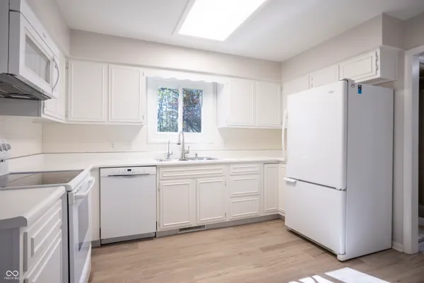 $320,000 | 380 North 700 West, Greenfield, IN 46140