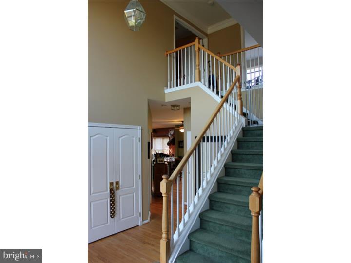 4850 Redfield Road Buckingham, PA 18902 - Photo 4 of 21 Foyer