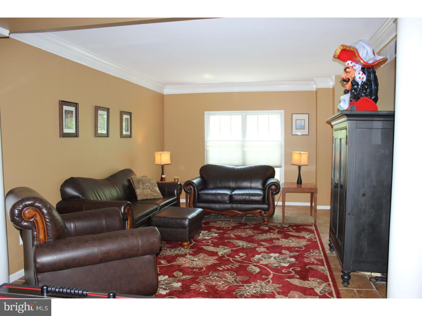 4850 Redfield Road Buckingham, PA 18902 - Photo 10 of 21 Living Room
