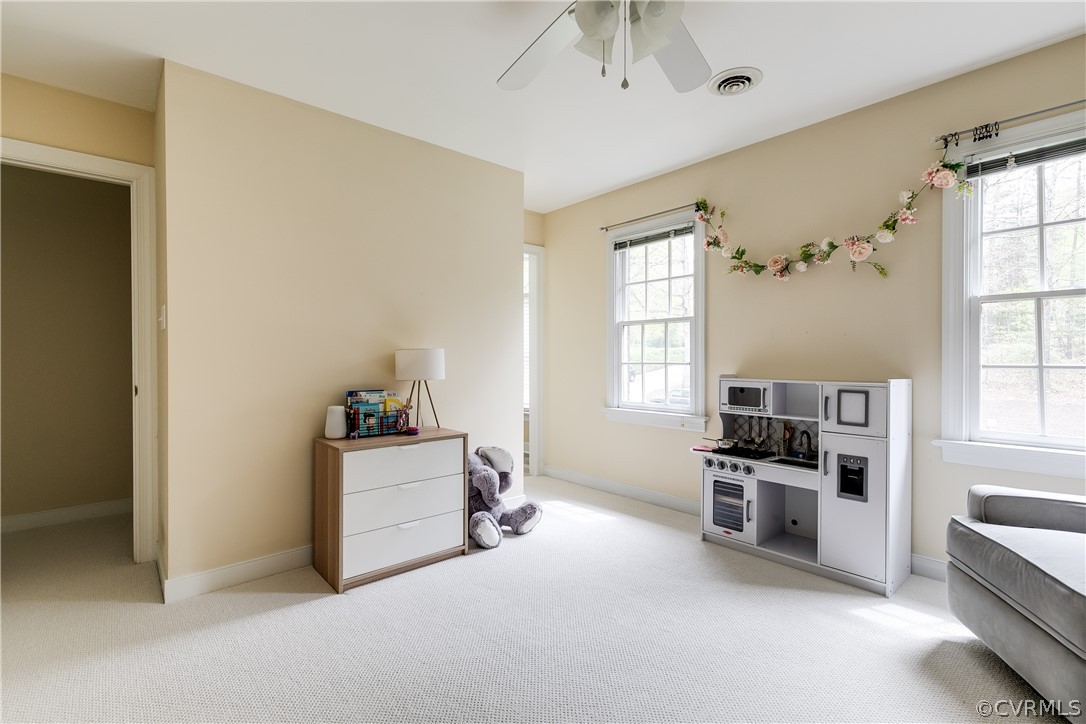 5304 West Shore Road Midlothian, VA 23112 - Photo 32 of 47 a room with furniture and window