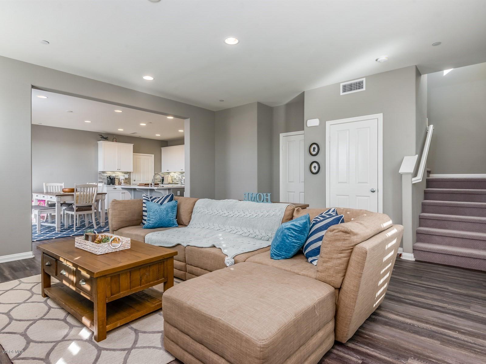 287 Stagetrail Road Camarillo, CA 93010 - Photo 3 of 30 a living room with furniture and wooden floor