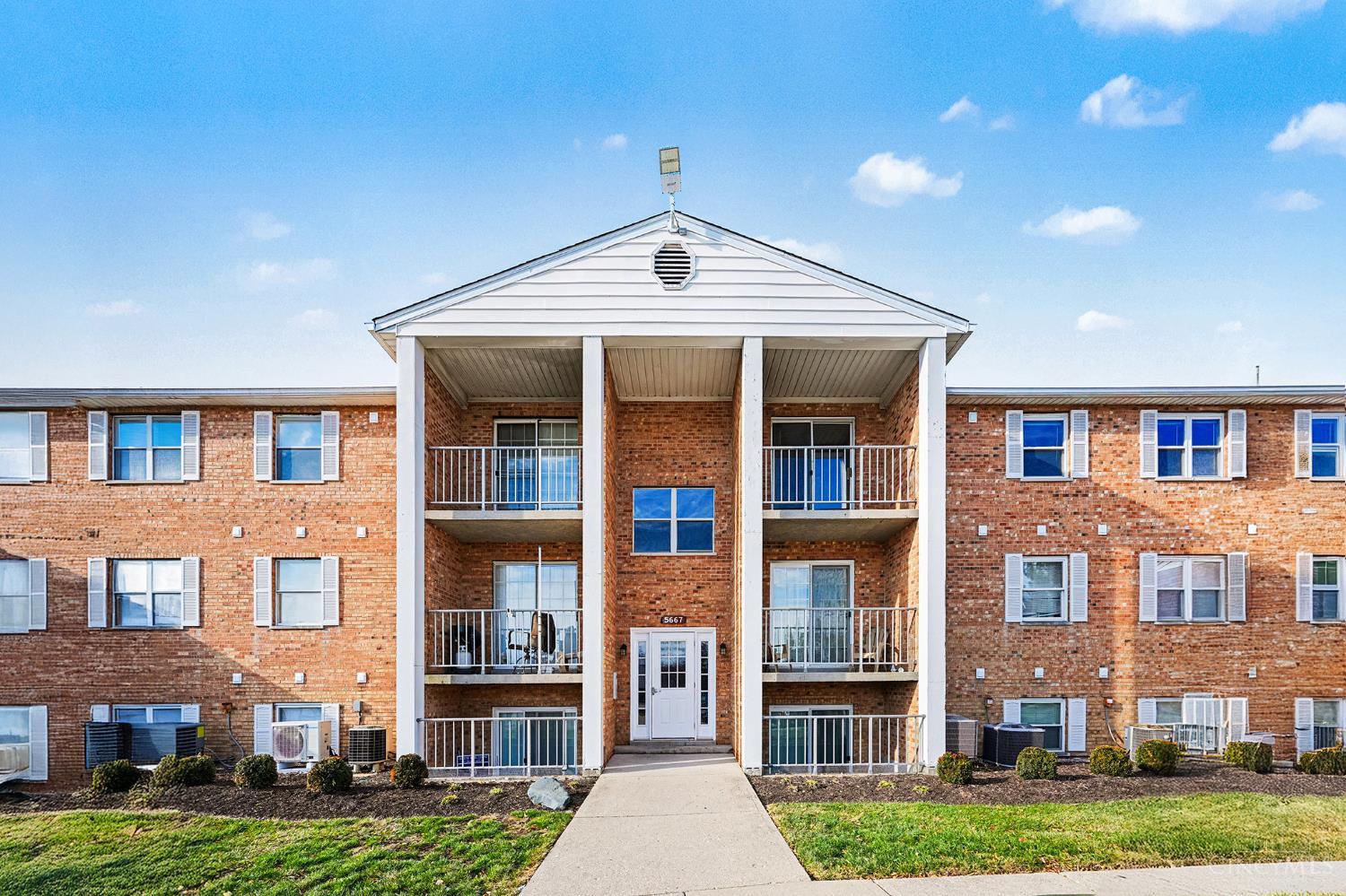 5667 Old Blue Rock Road, Unit 60 Cincinnati, OH 45247 - Photo 1 of 14