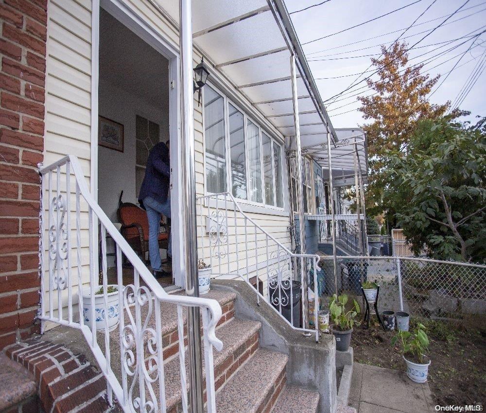 91-17 88th Street Queens, NY 11421 - Photo 2 of 28