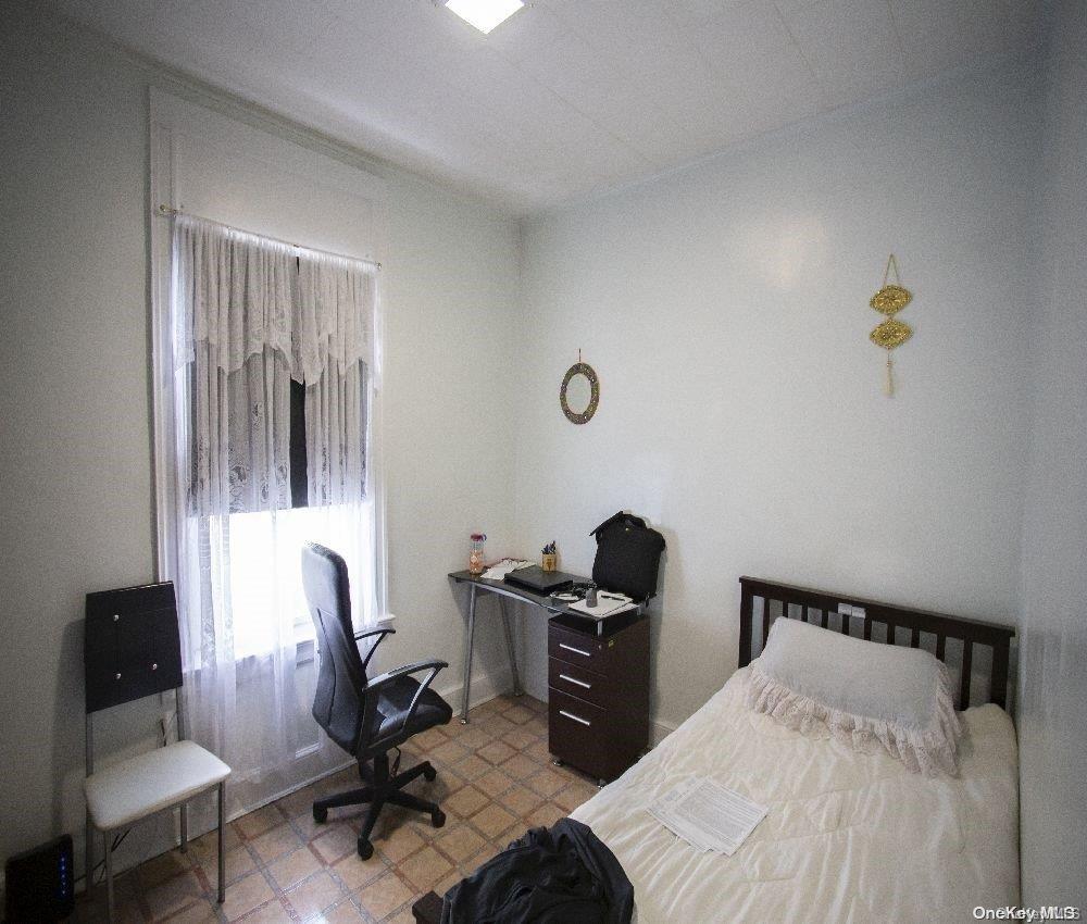 91-17 88th Street Queens, NY 11421 - Photo 24 of 28