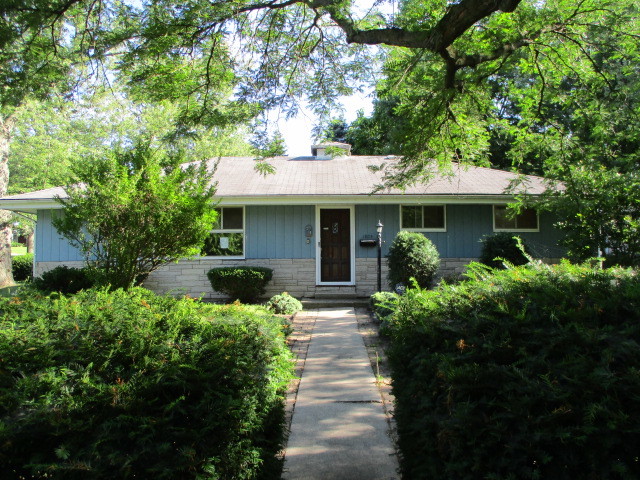 1805 Evergreen Road Homewood, IL 60430 - Photo 1 of 9
