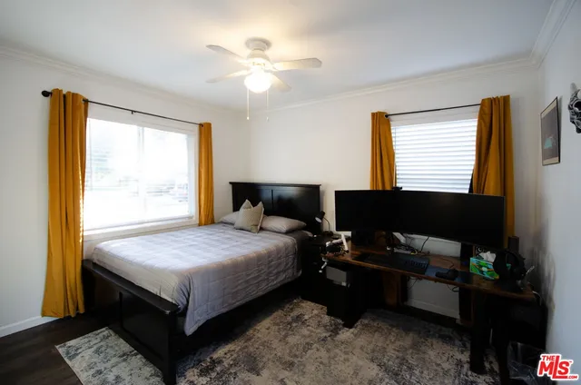 $830,000 | 17437 Stagg Street, Northridge, CA 91325