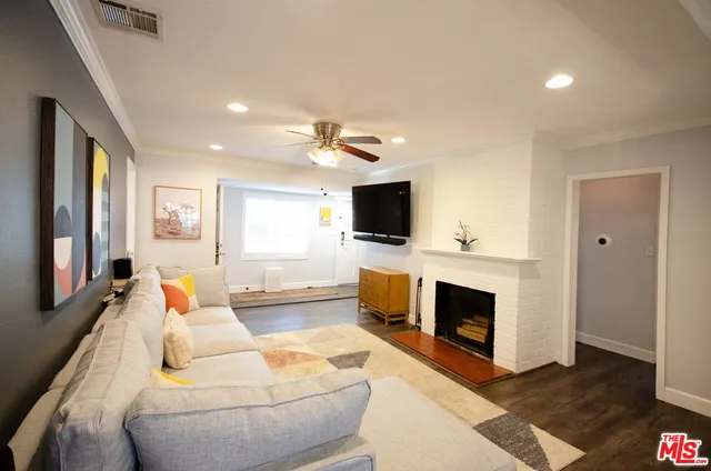 $830,000 | 17437 Stagg Street, Northridge, CA 91325