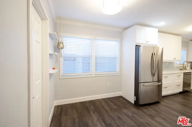 $830,000 | 17437 Stagg Street, Northridge, CA 91325