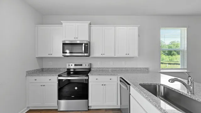 $245,900 | 1072 Refuge Way, Summerton, SC 29148