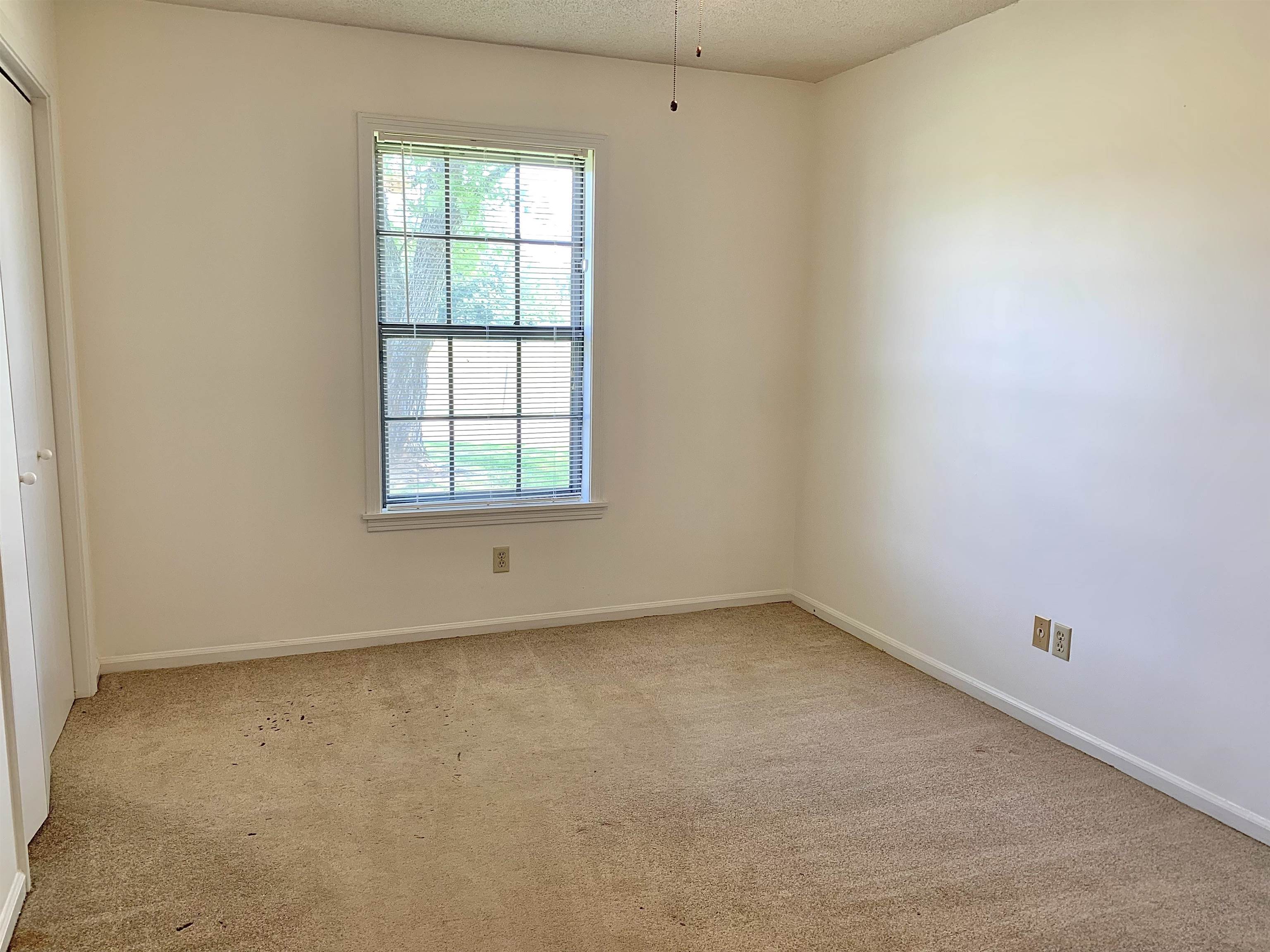 111 Robin Court Middleton, TN 38052 - Photo 16 of 23 an empty room with a window