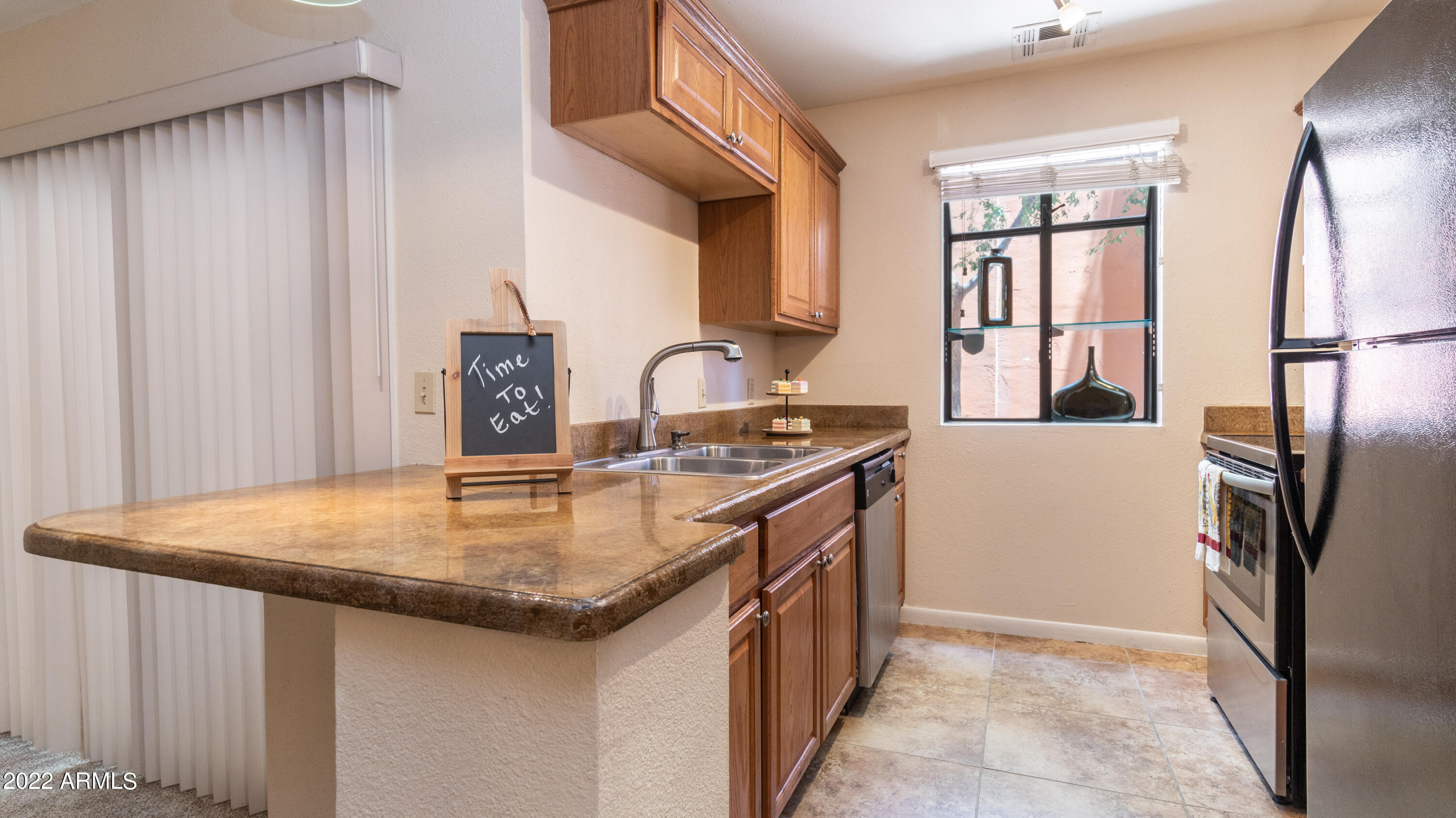 747 South Ext Road, Unit 105 Mesa, AZ 85210 - Photo 2 of 20 747 S. Extension Rd #105-5