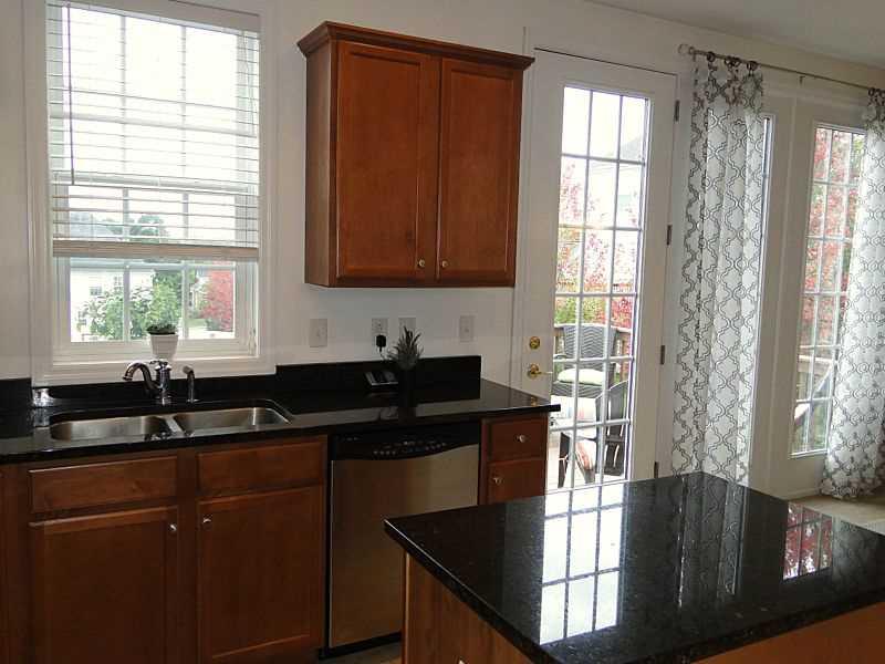 7028 Crider Road Mars, PA 16046 - Photo 10 of 25 Kitchen.