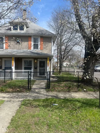$1,250 | 93 South 5th Avenue, Beech Grove, IN 46107