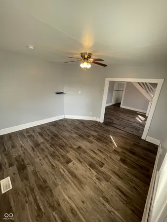 $1,250 | 93 South 5th Avenue, Beech Grove, IN 46107