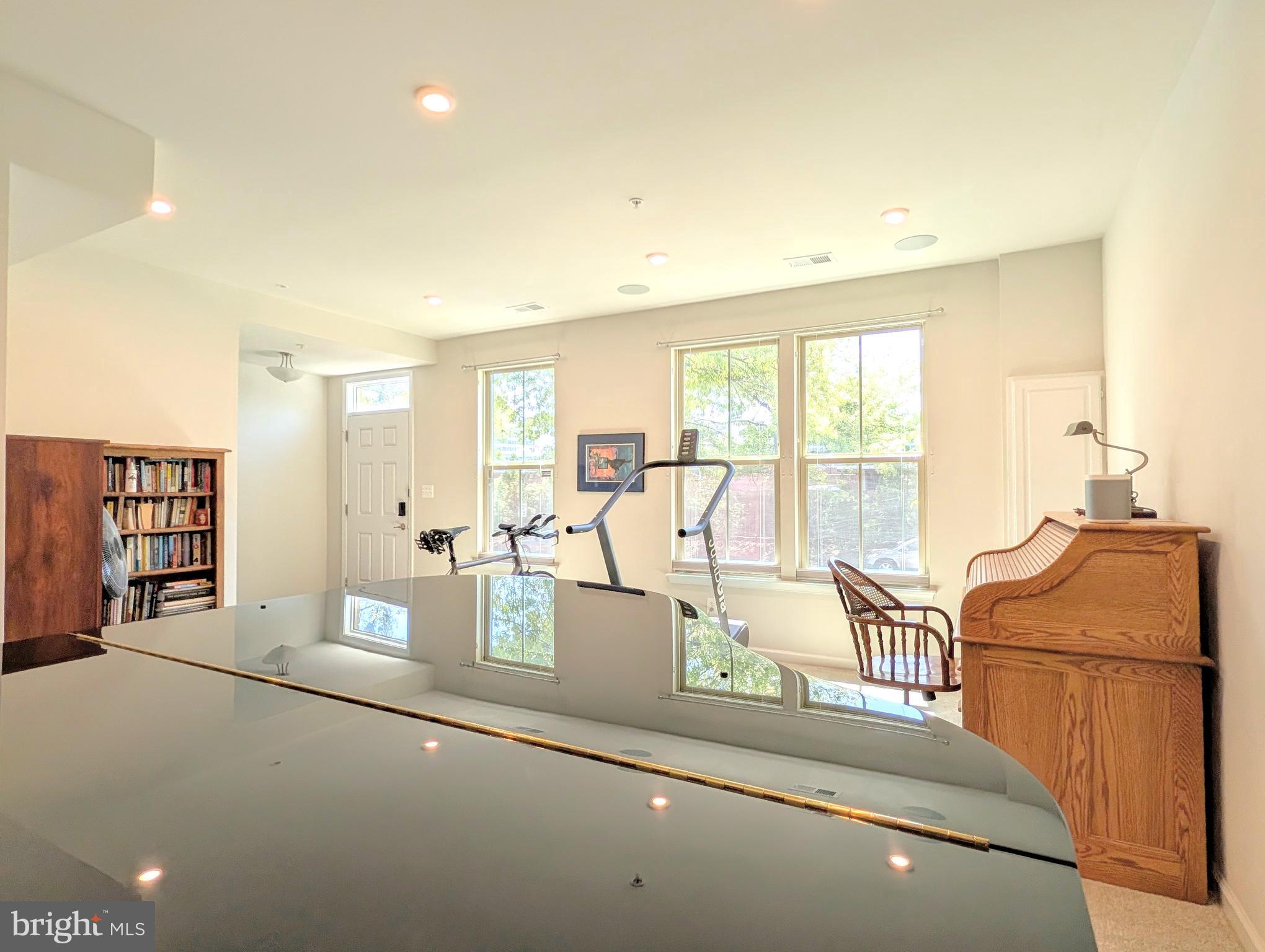 10100 Aerospace Road Lanham, MD 20706 - Photo 32 of 39