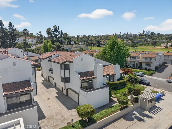 $835,000 | 7526 Jerez Court, Unit 4, Carlsbad, CA 92009