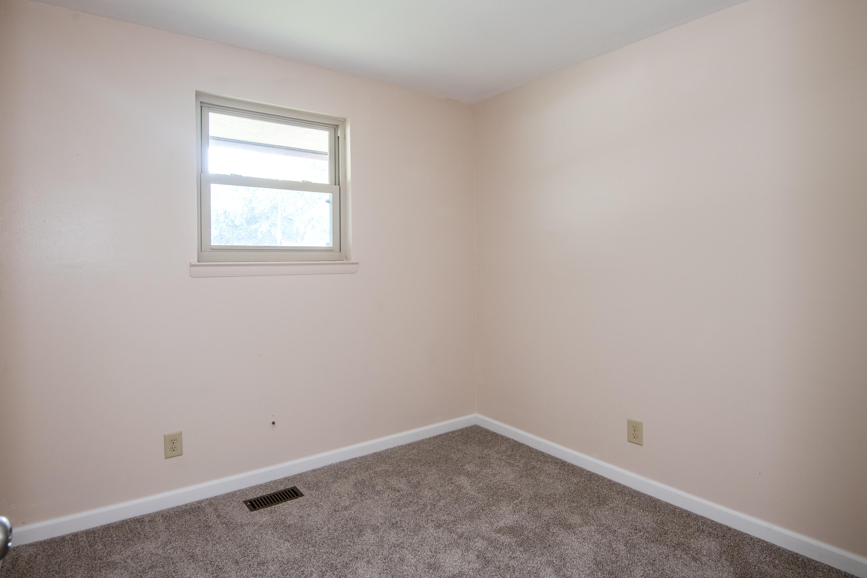 131 West Dayton-Yellow Springs Road Fairborn, OH 45324 - Photo 21 of 33